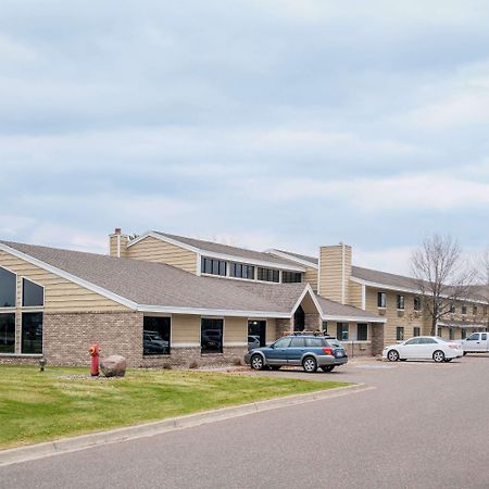 Days Inn & Suites By Wyndham Baxter Brainerd Area Εξωτερικό φωτογραφία