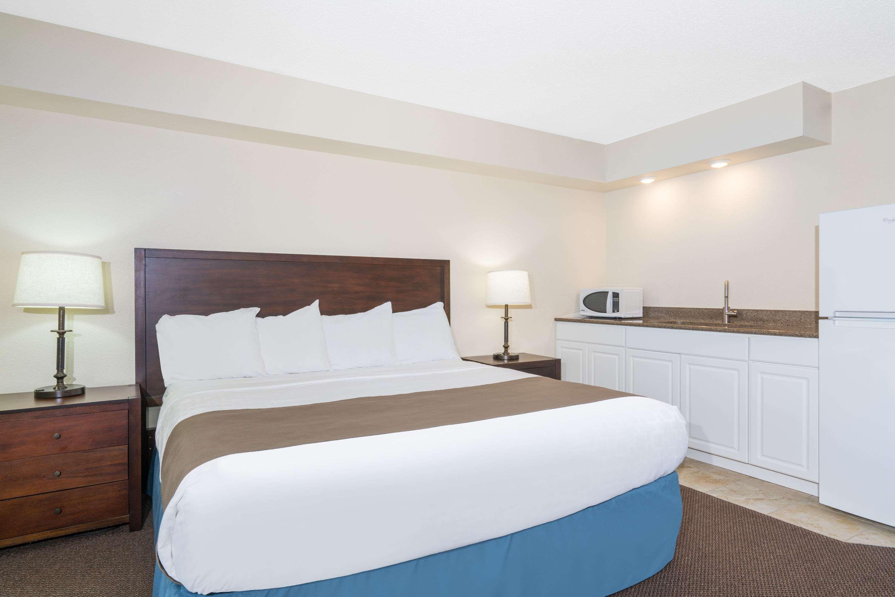Days Inn & Suites By Wyndham Baxter Brainerd Area Εξωτερικό φωτογραφία
