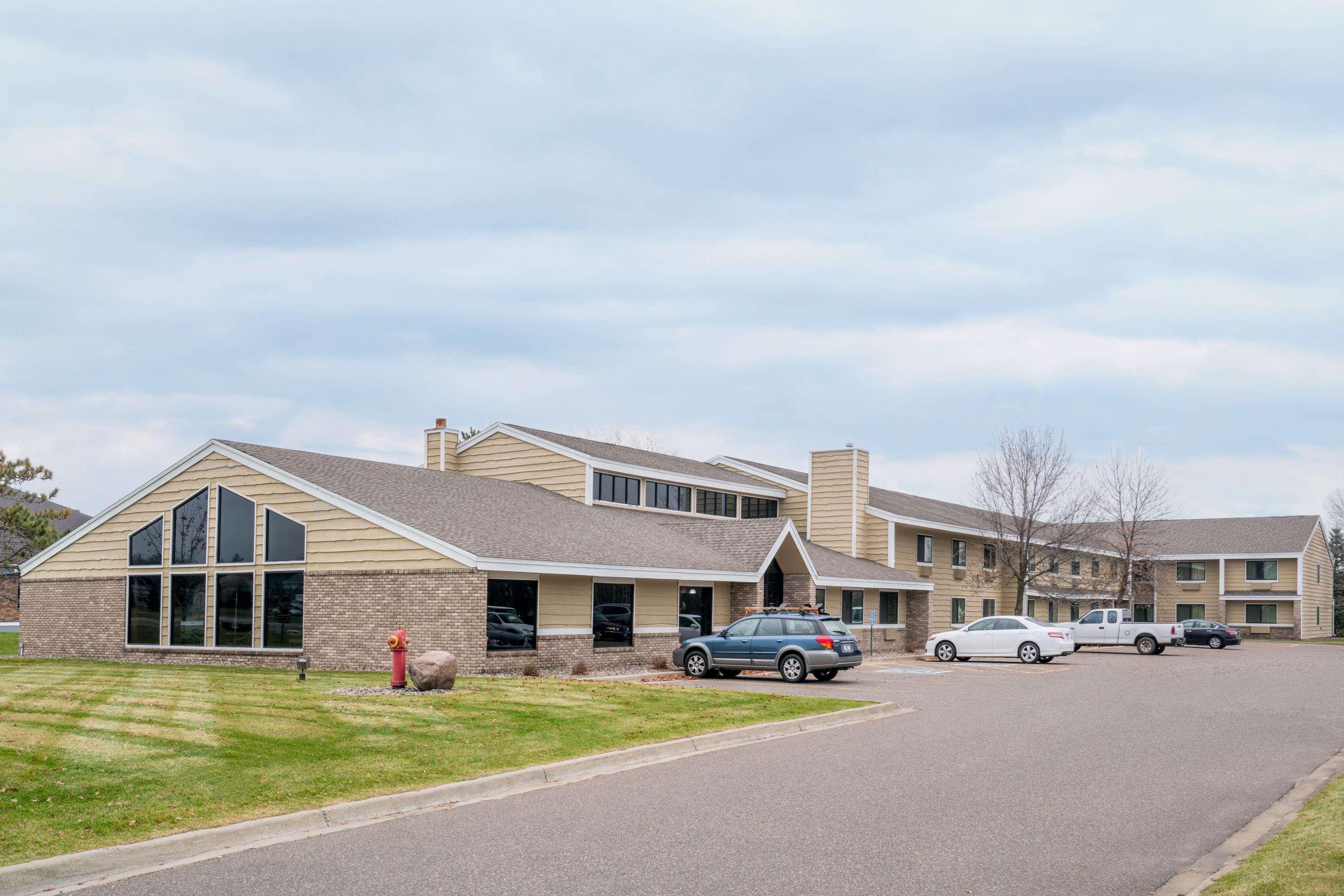 Days Inn & Suites By Wyndham Baxter Brainerd Area Εξωτερικό φωτογραφία