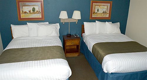 Days Inn & Suites By Wyndham Baxter Brainerd Area Εξωτερικό φωτογραφία