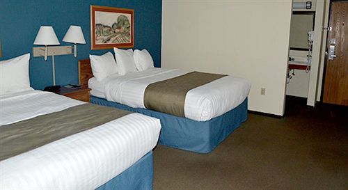 Days Inn & Suites By Wyndham Baxter Brainerd Area Εξωτερικό φωτογραφία